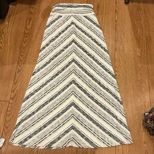 Bella Luxx Black and White Maxi Skirt